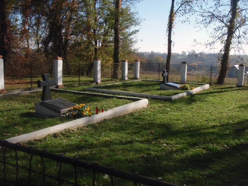 Фото 4. Поховання воїнів УПА.